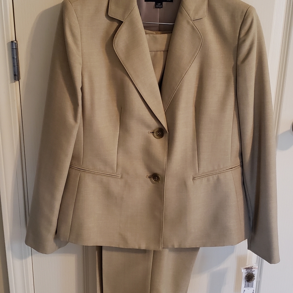 Pant Suit